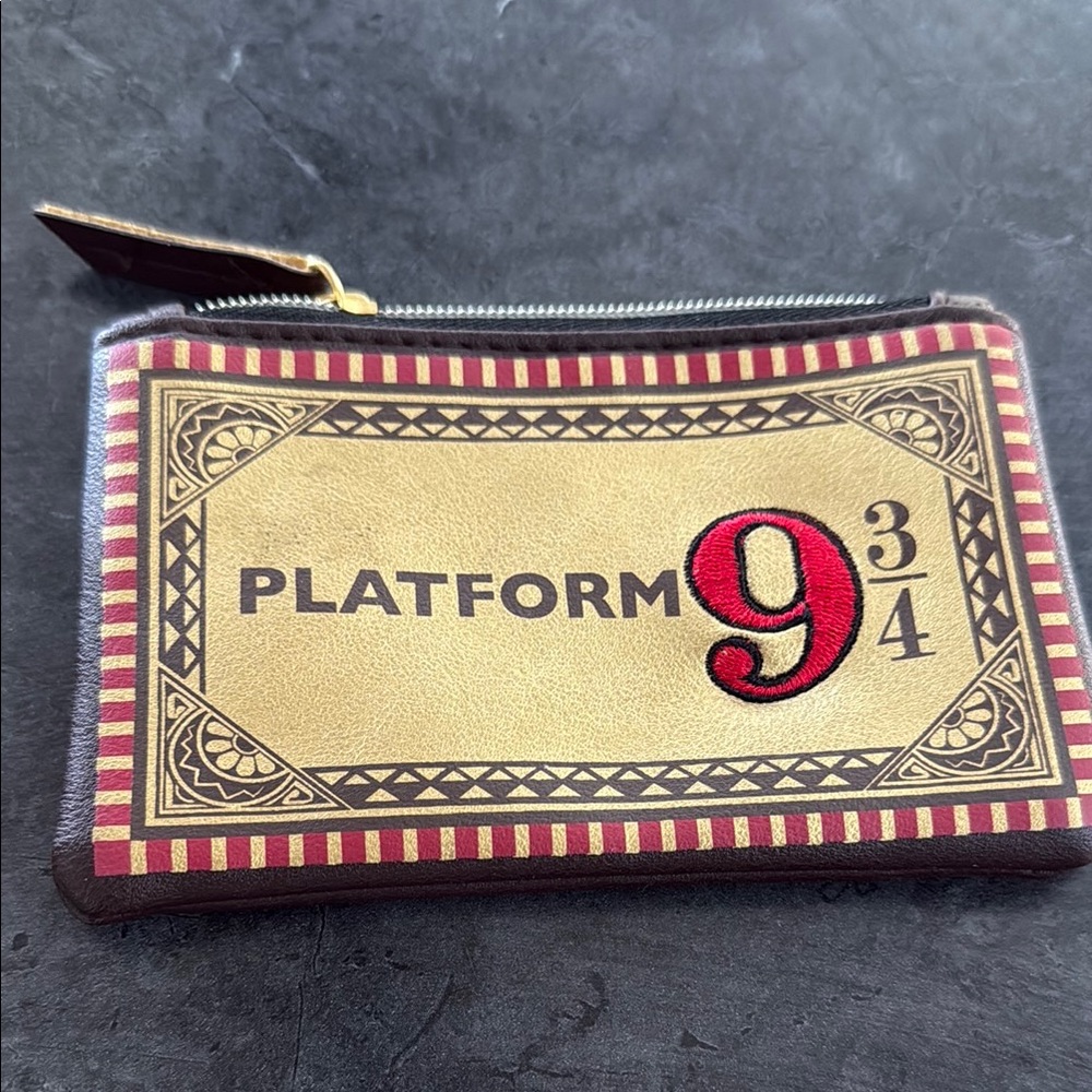 Harry Potter Platform 9 3/4 Zipper Pouch